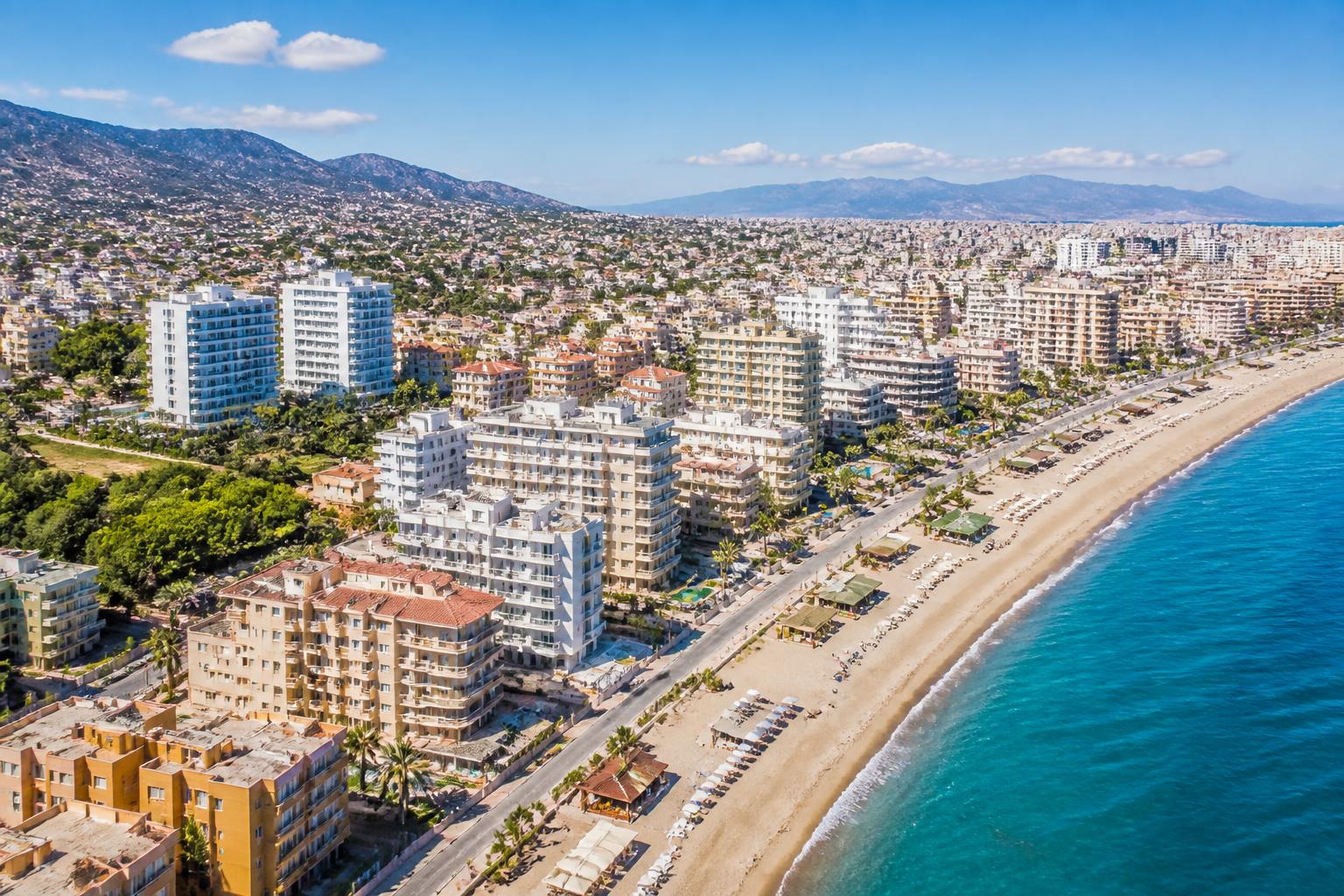 descubre las mejores ofertas para comprar piso en torremolinos en 2026. consulta precios actualizados y conoce las zonas top para invertir o vivir cerca del mar.